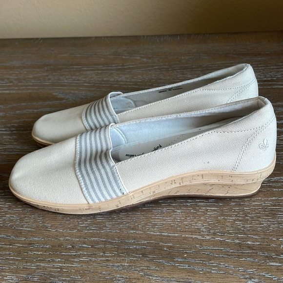 Grasshoppers Women Cream Canvas Clipper Slip On Shoes Comfort Cushion Size 7-1/2 - Picture 3 of 8